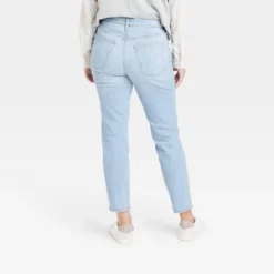 Women's High-Rise Slim Straight Jeans - Universal Thread™ Light Wash -Hot Sale Universal Thread Shop GUEST 4c94c6e4 51be 4859 b4a5 cf3ba39c2bd2