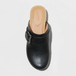 Women's Faye Clog Heels - Universal Thread™ -Hot Sale Universal Thread Shop GUEST 50189127 48a9 4328 a08c 875e9a571417