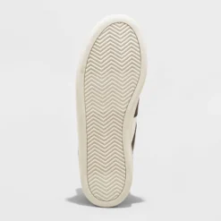 Women's Paige Sneakers - Universal Thread™ -Hot Sale Universal Thread Shop GUEST 8d98212f 5d4d 44cf 9832 5f43ef12deb5