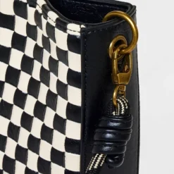 Phone Crossbody Bag - Universal Thread™ 5 Phone Crossbody Bag - Universal Thread™ -Hot Sale Universal Thread Shop GUEST abf6d18c 7c4d 40a5 93cf 29480c55e87f