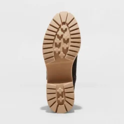 Women's Crispin Chelsea Boots - Universal Thread™ -Hot Sale Universal Thread Shop GUEST b3519bd7 956b 4b10 91fb 7e76d67d739a