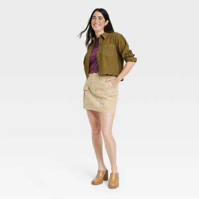 Women's Long Sleeve Button-Down Cropped Shirt - Universal Thread™ Women's Long Sleeve Button-Down Cropped Shirt - Universal Thread™ -Hot Sale Universal Thread Shop GUEST b90b0557 01e8 4b3f 891a e496aa449d6d