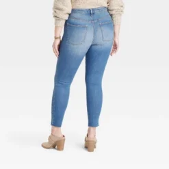 Women's High-Rise Skinny Jeans - Universal Thread™ Medium Wash -Hot Sale Universal Thread Shop GUEST df7fba3f 422f 4e60 b5f9 af697dbfe6fe